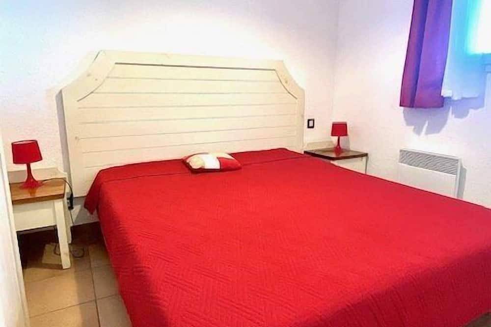 Appartement entier, Appartement vue mer, terrasse, place de parking privée, proximité des commerces in Saintes-Maries-de-la-Mer, Côte méditerranéenne (France)