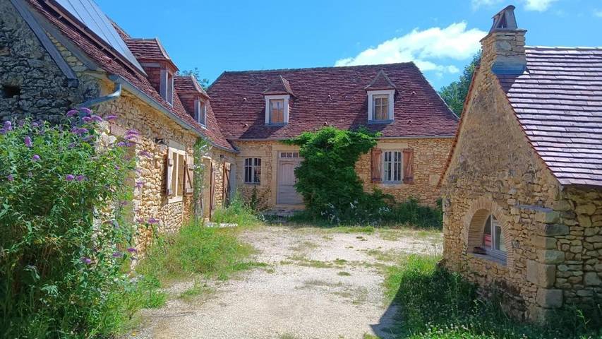Location de vacances pour 8 personnes, avec terrasse ainsi que piscine et jardin à Savignac-de-Miremont - 2