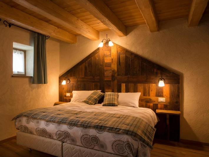 Maison d’hôte pour 2 personnes, avec Terrasse ainsi que Jacuzzi et Jardin dans Gressan