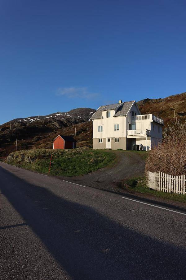 Ferienhaus für 6 Personen, mit Ausblick und Balkon auf den Lofoten - 2