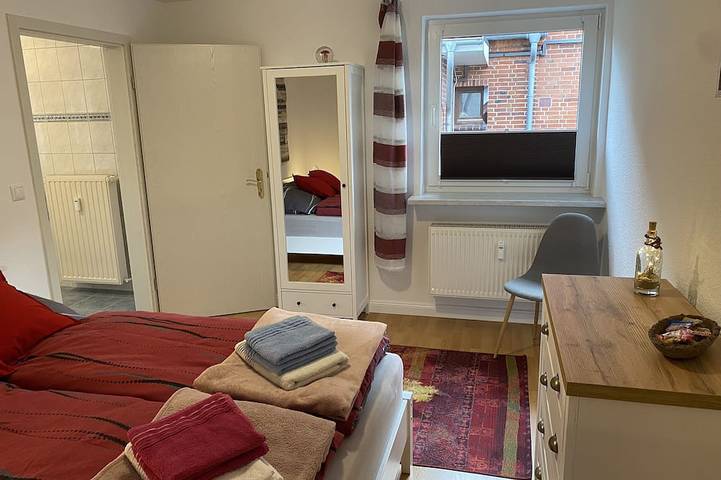 Ferienwohnung für 7 Personen, mit Terrasse und Garten in Heide - 4