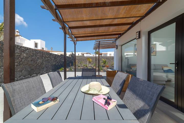 Casa Oasis Del Sol, prívate villa in Playa Blanca in Playa Blanca, Yaiza