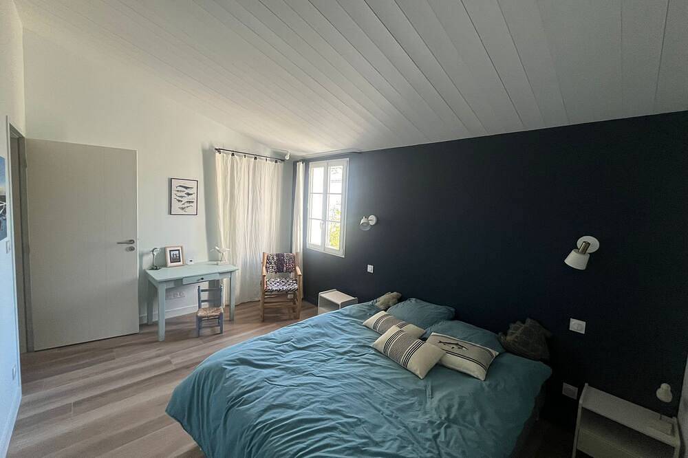 Maison de famille avec piscine entre mer et campagne in Loix, Île de Ré