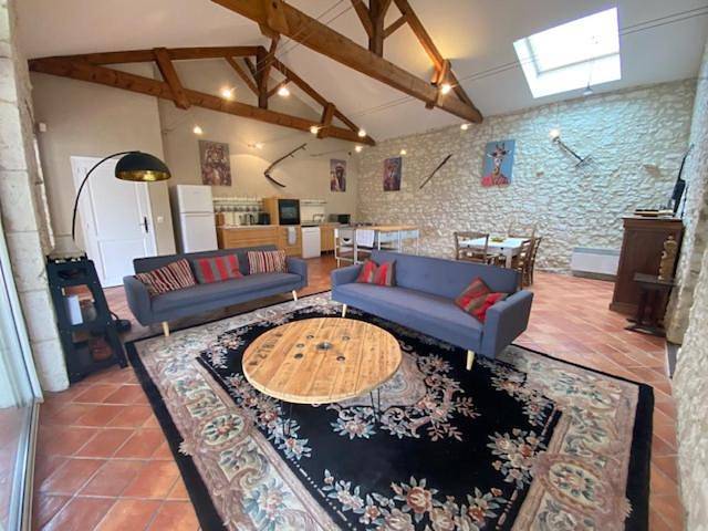 Appartement de vacances pour 4 personnes, avec vue ainsi que piscine et jardin