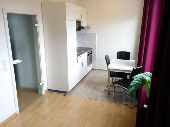 Boardinghouse Stadtvilla Budget - Einbett-Studio mit Küchenzeile und Wlan in Schweinfurt, Fränkisches Weinland