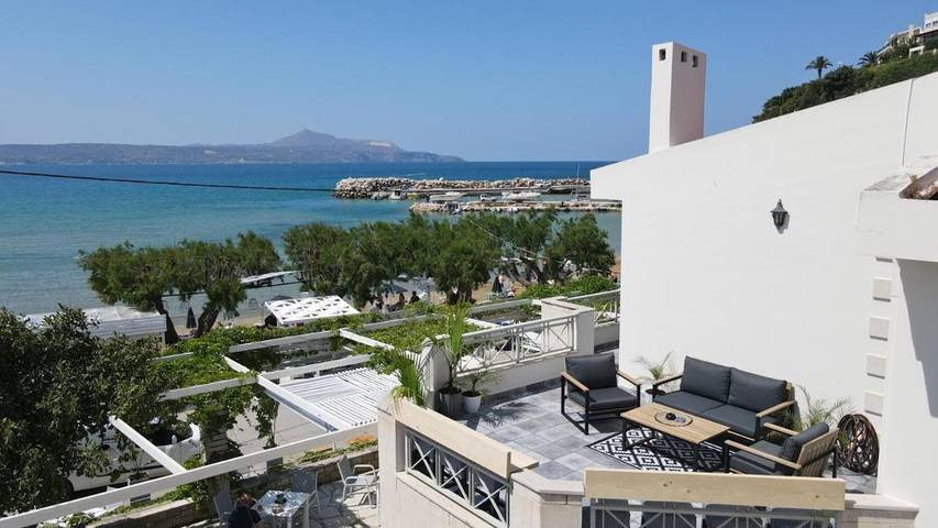 Strandhaus für 9 Personen, mit Terrasse und Ausblick auf Kreta