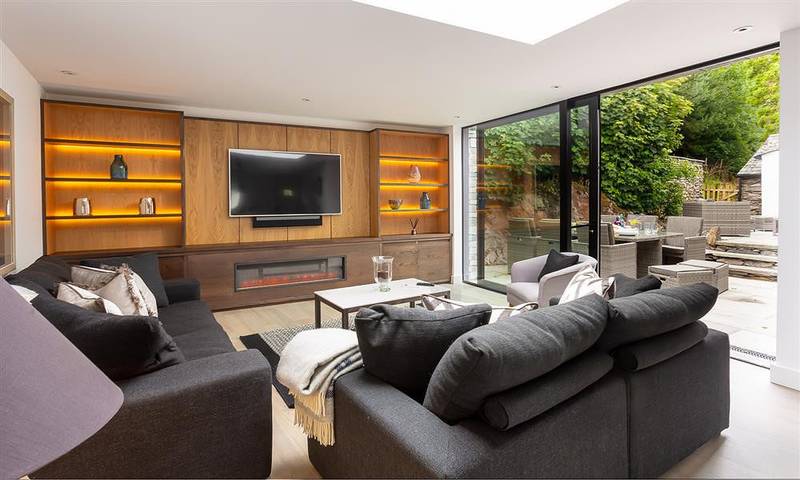 Log cabin for 8 people, with garden in Grasmere