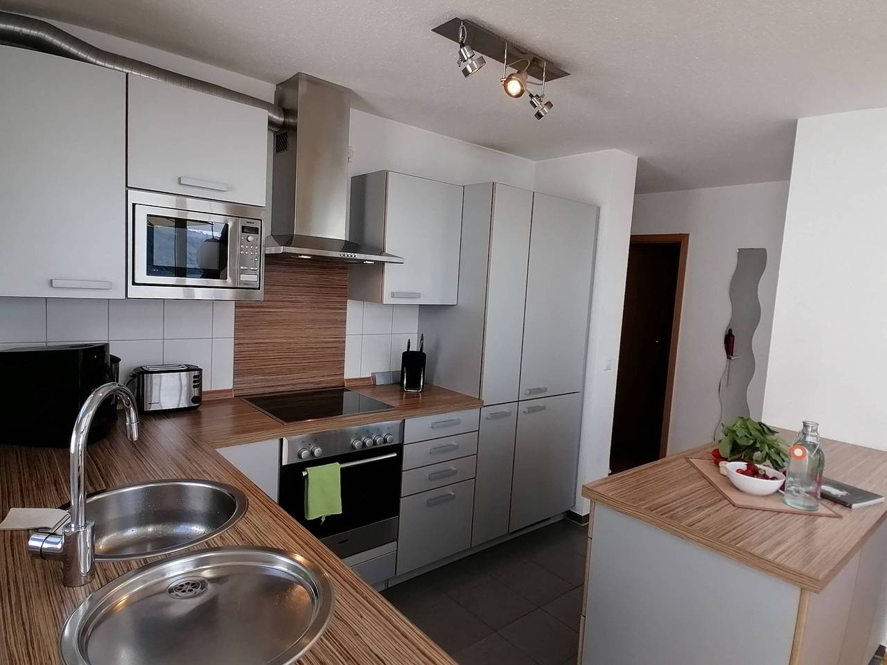 Ganze Ferienwohnung, Seelounge Apartment - Seelounge Apartement, 75qm, 2 Schlafzimmer, max. 5 Personen in Bodman-Ludwigshafen, Obersee (Bodensee)