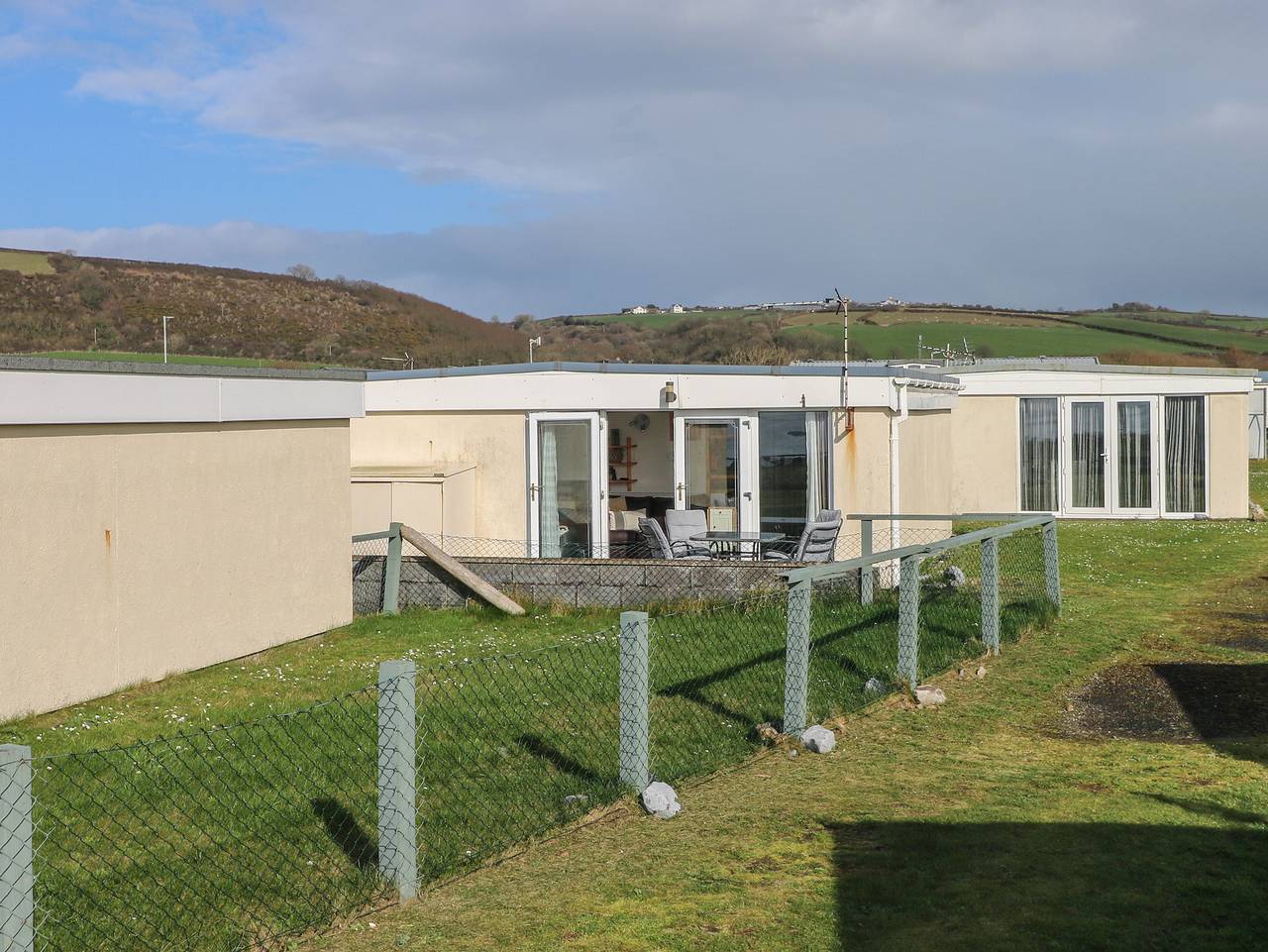 Lodge für 6 Personen mit Garten in Carmarthenshire