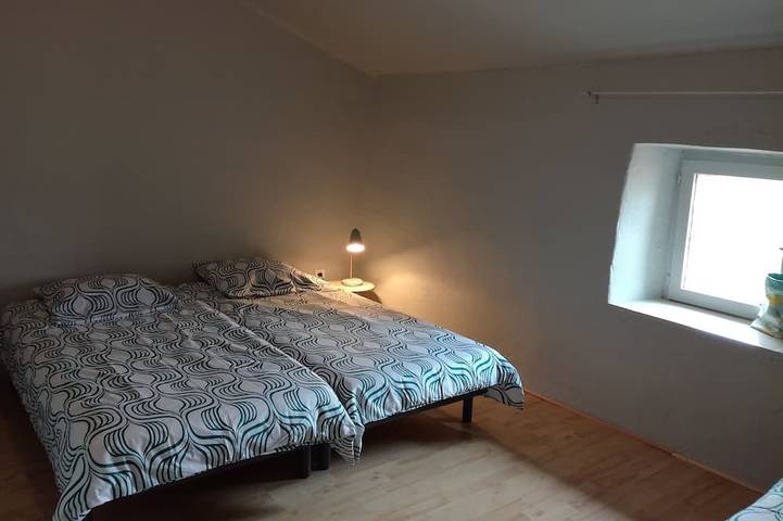 Gîte en pierre 4/5 personnes au coeur de l'Ardèche in Saint-Étienne-de-Serre, Parc naturel régional des Monts d'Ardèche