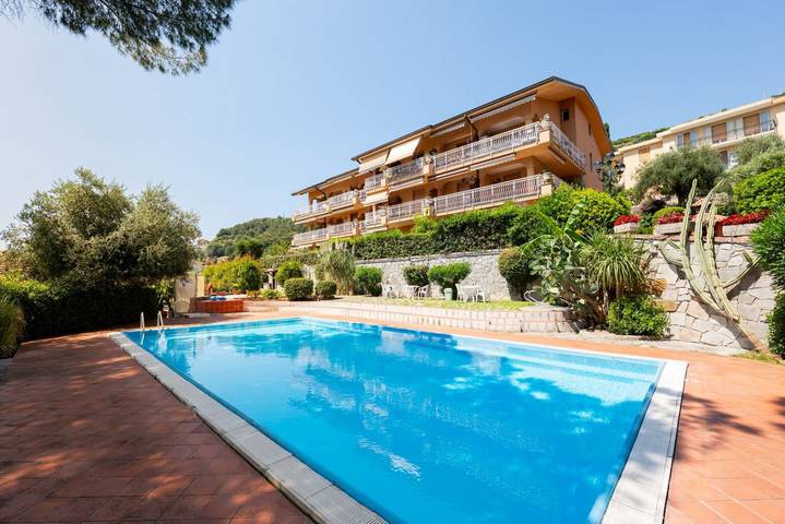 Apartamento de vacaciones para 4 personas, con piscina - 1