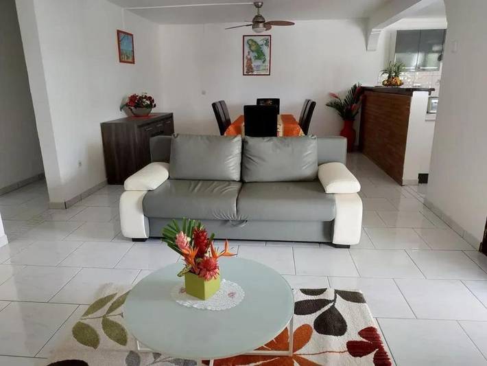 Gîte pour 4 personnes à Saint-Esprit (homonymie) - 2