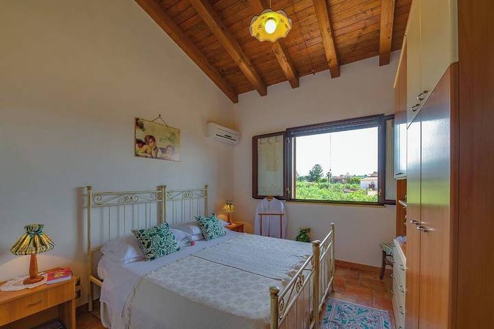 Apartamento entero, Gambo Verde, apartamento en villa con jardín y maravillosa vista panorámica. in Sciacca, Provincia de Agrigento