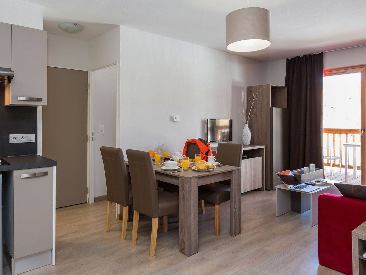 Apartamento entero, Chalet en Paradiski con Piscina y Spa in Plagne Villages, La Plagne-Tarentaise