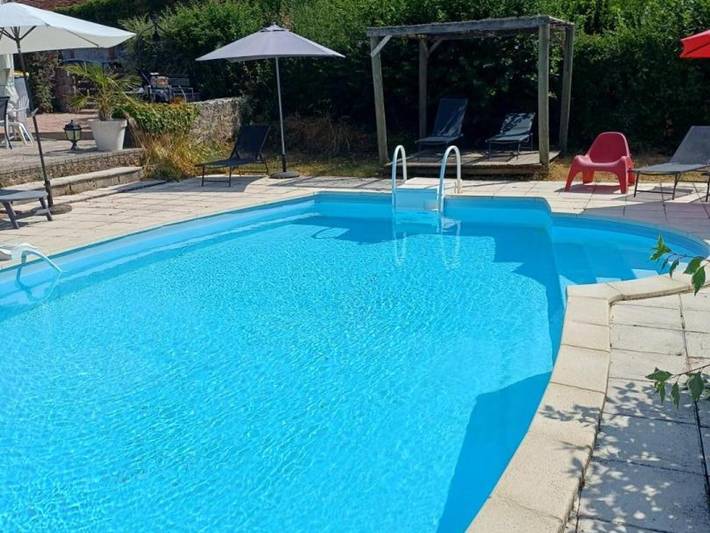 Gîte pour 5 personnes, avec jardin et piscine dans Allier - 3