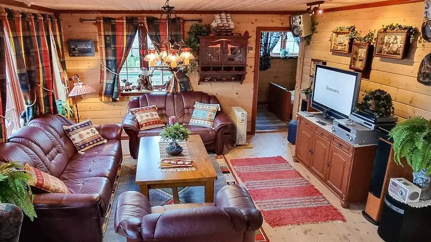 Ferienhaus für 10 Personen, mit Whirlpool und Terrasse