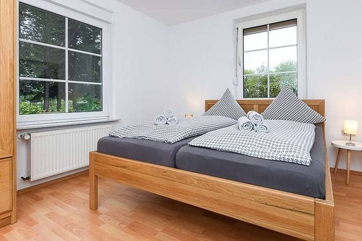 Ferienwohnung für 4 Personen, mit Terrasse und Garten in Eversmeer - 2