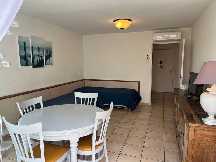 Gîte pour 4 personnes, avec balcon dans Plage Veillat Saint Raphael - 3