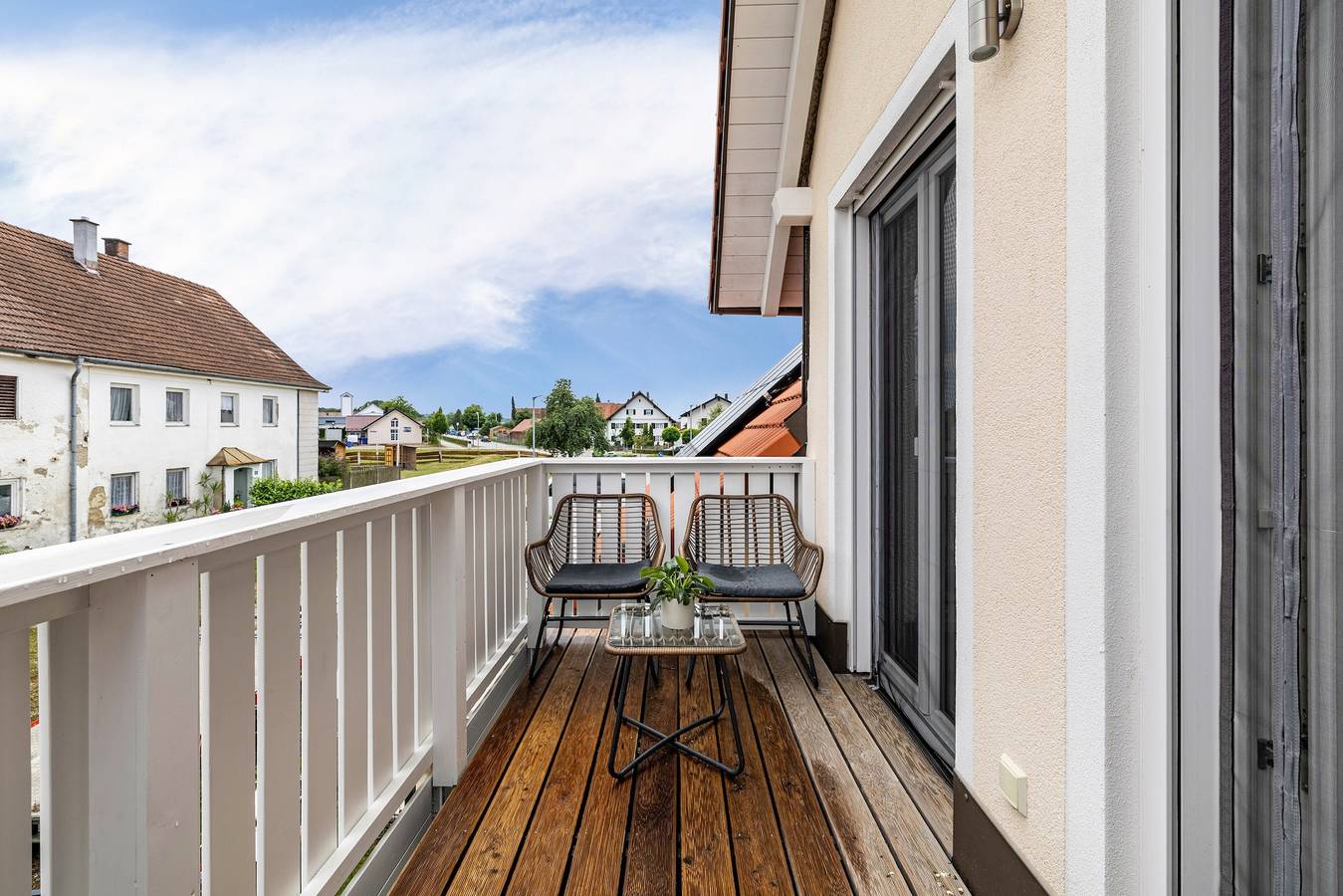 Ganze Wohnung, Apartment „Nova Loft“ mit Balkon und Wlan in Jesenwang, Romantische Straße