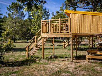 Camping for 2 Guests in Azur, South-west France, Picture 3