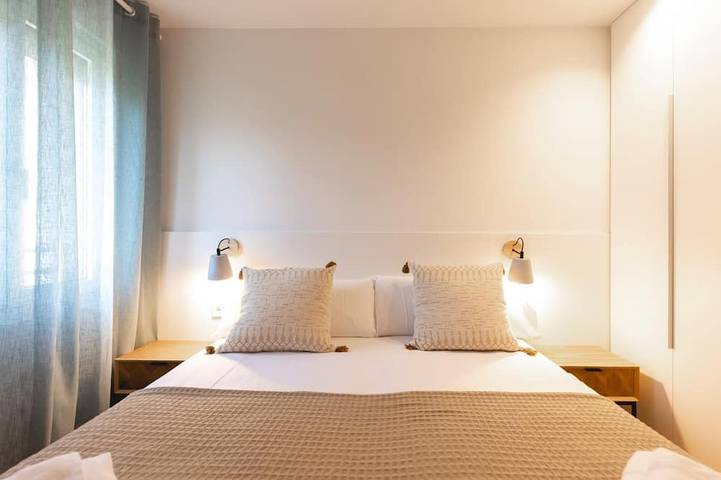 Ganze Wohnung, Bravissimo Sirenes, 2-Schlafzimmer-Wohnung im Zentrum von Girona in Girona, Gironès