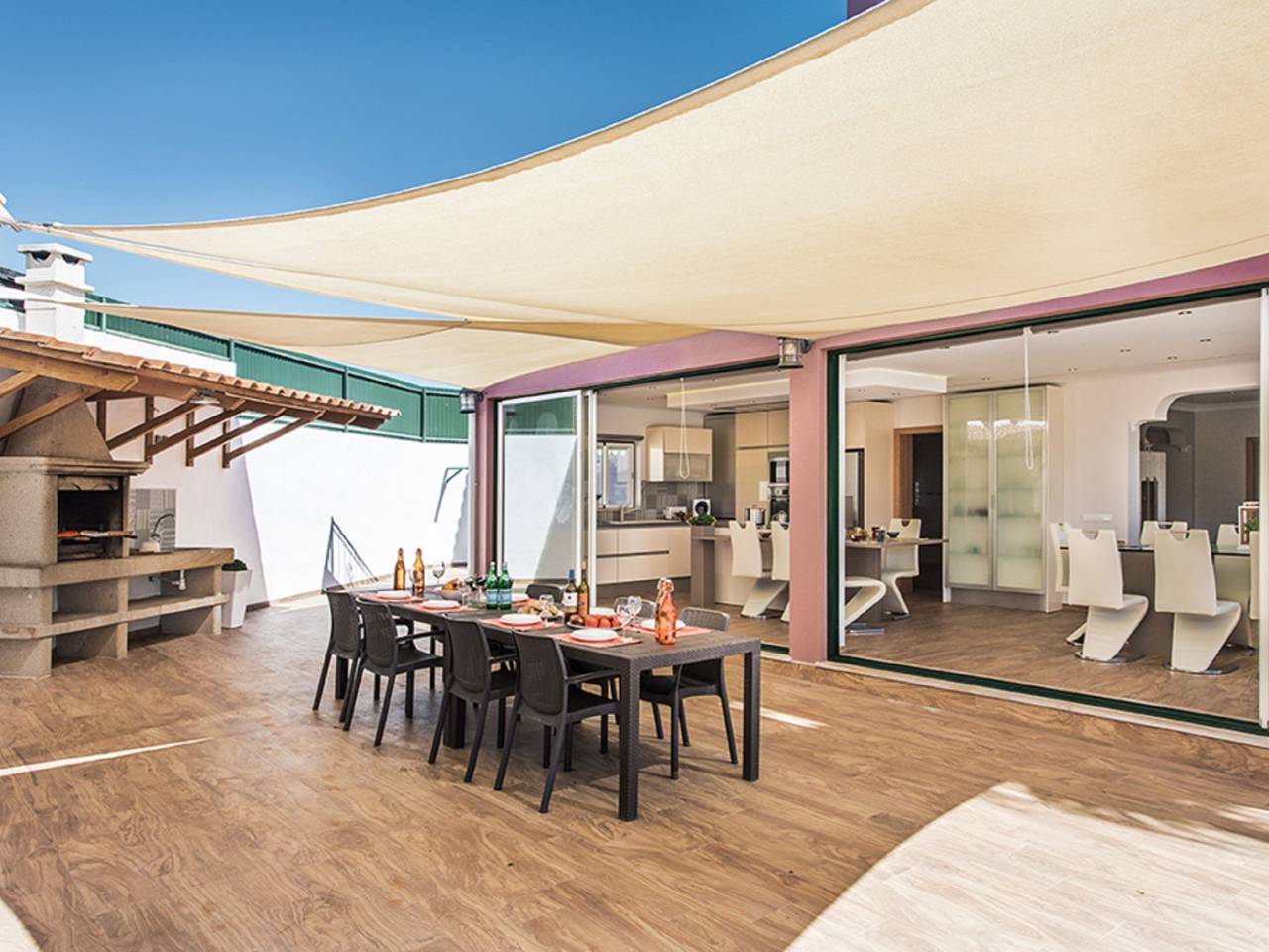 Quinta Valente Vip Properties in Ferreiras, Distrito de Faro