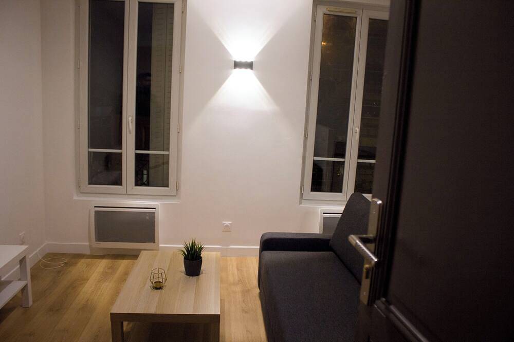 Apartamento entero, Studio d'art et de lumière in Châtillon, Altos del Sena