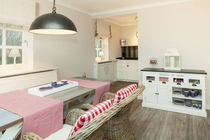 Ganze Wohnung, Bestehorn - reetgedecktes, gepflegtes Objekt im Südosten von Keitum in Keitum, Sylt (Gemeinde)