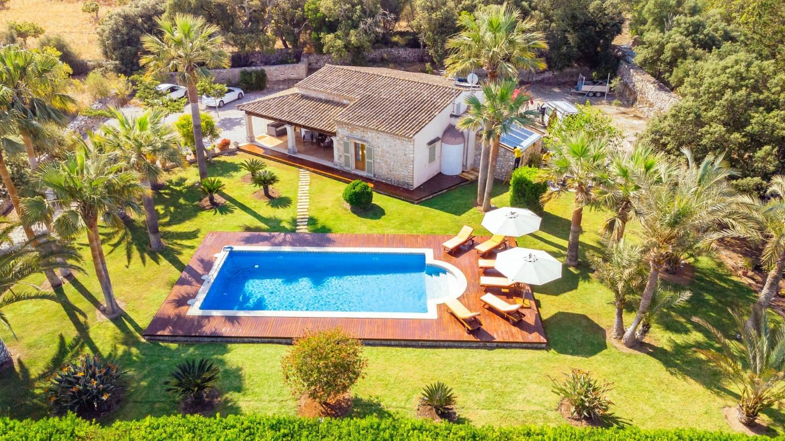 Finca estilo rancho con piscina, gran jardín, patio y Wi-Fi; Aparcamiento disponible in Artà, Mallorca Este