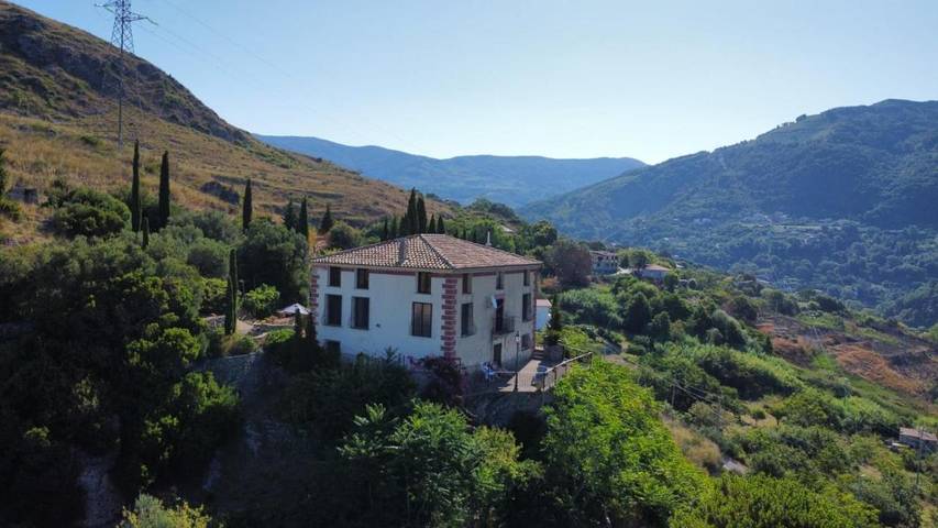 Casa vacanza per 5 persone, con giardino e panorama - 1