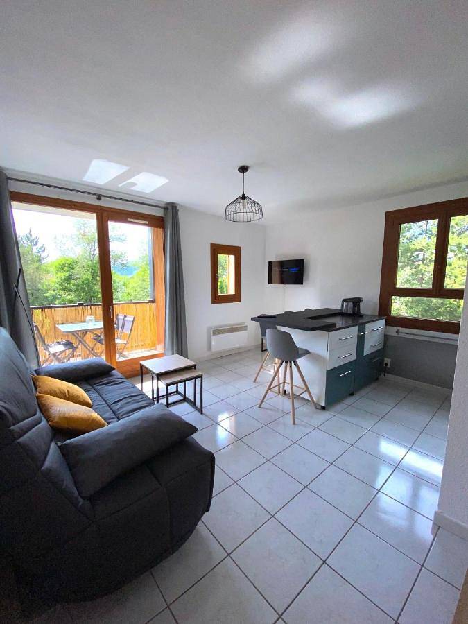 Gîte pour 4 personnes, avec Balcon et Terrasse à Saint-Sauveur