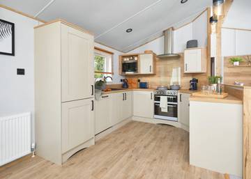 Glamping for 8 People in Clarach Bay, Ceredigion, Photo 2