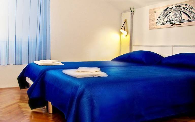 Ferienwohnung für 2 Personen, mit Terrasse in Trogir - 2