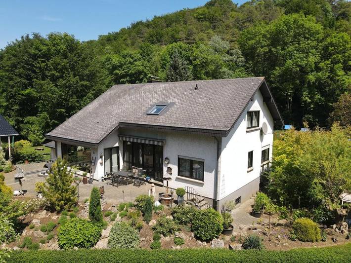 Ferienhaus für 10 Personen, mit Ausblick und Garten in Mechernich