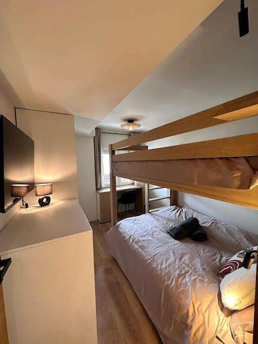 Appartement entier, Two-Bedroom Apartment in Auron, Saint-Étienne-de-Tinée