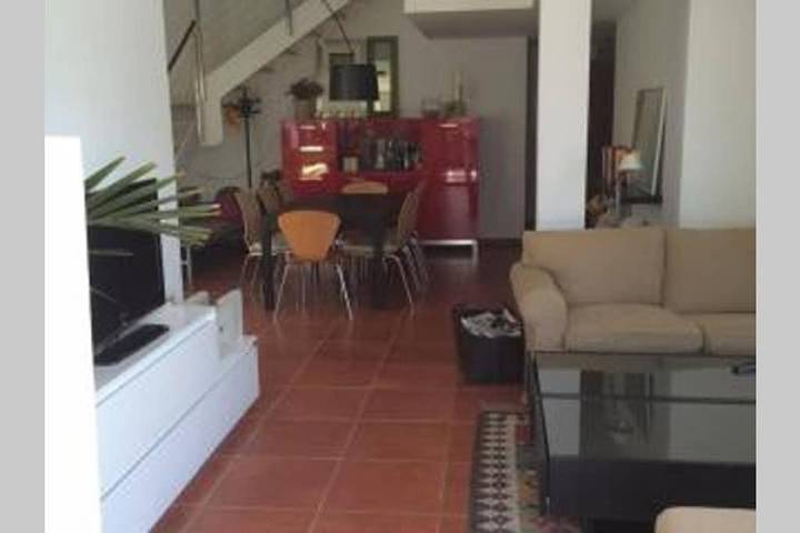 Location de vacances pour 6 personnes, avec piscine ainsi que vue et jardin dans El Campillo De Rodalquilar - 2