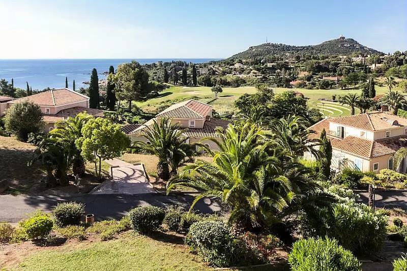 Ganze Wohnung, Selection Apartment mit 1 Schlafzimmer (4 Personen) in Cap Esterel, Saint-Raphaël