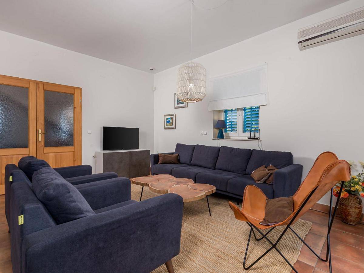 Holiday Home Albertina-1 by Interhome in Martina (Kvarner Bucht), Moscenicka Draga
