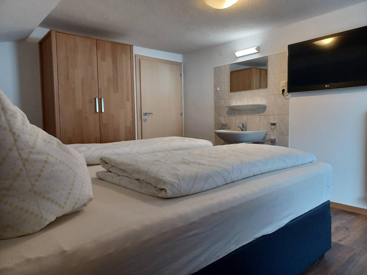 Geheel vakantieappartement, Wohnung 2-4 Personen in Meer , Verwall 