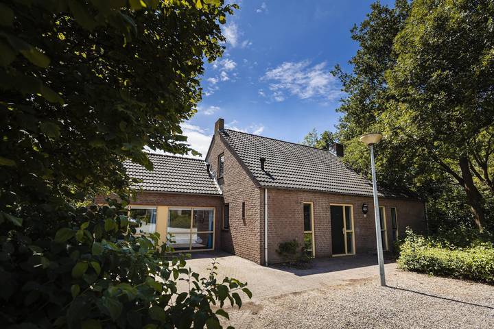 Vakantiepark voor 12 personen, met terras en tuin de Betuwe