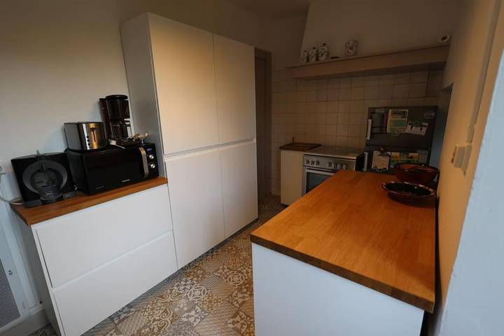 Location de vacances pour 7 personnes, avec vue et jardin, adapté aux familles à Ussat - 2