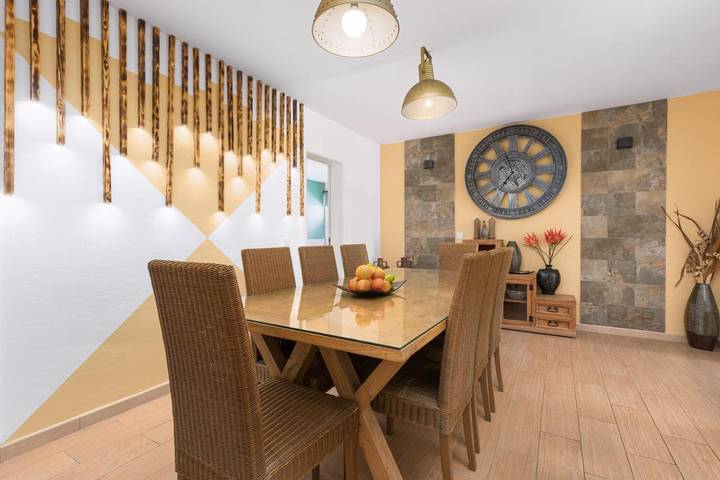Ferienwohnung für 3 Personen, mit Terrasse und Garten