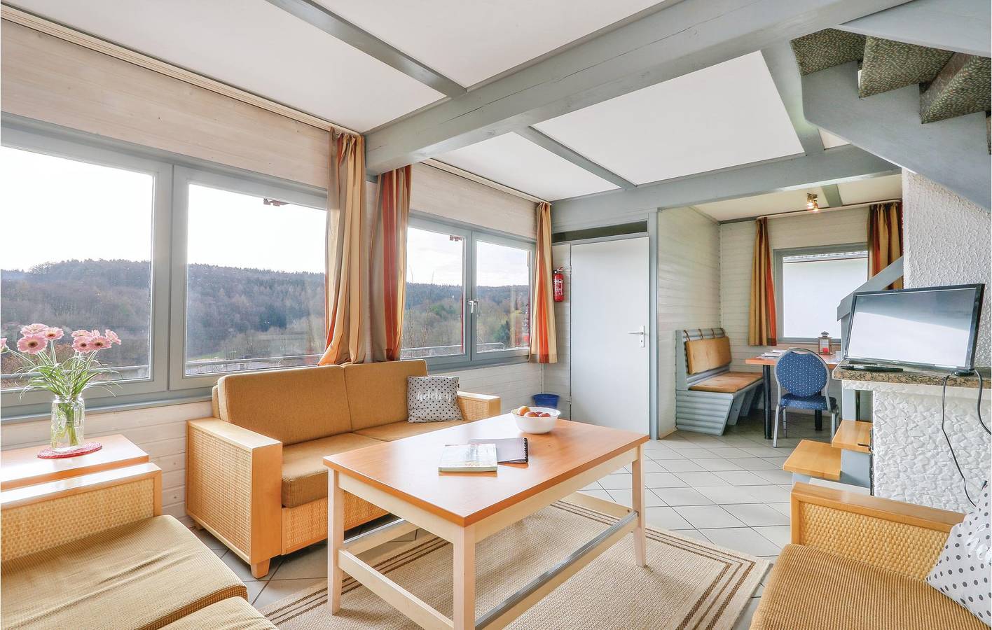 Gemütliche Wohnung mit Sauna 2km vom Ibra Zentrum in Reimboldshausen, Kirchheim