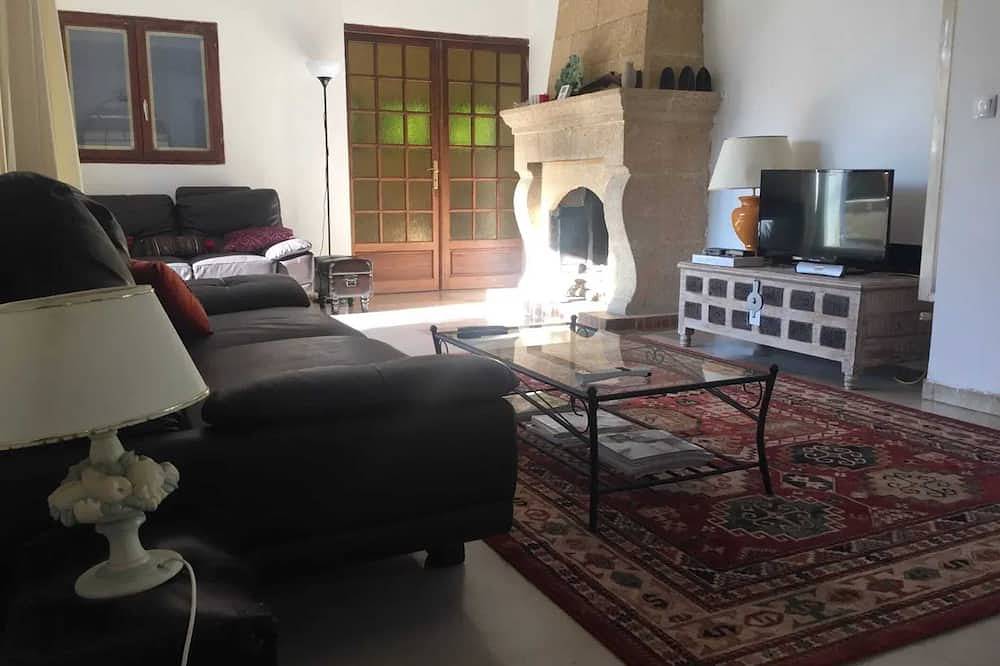 Appartement entier, Homerez - Appartement à Plan-de-Cuques in Plan-de-Cuques, Région de Marseille