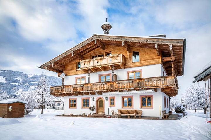 Ferienwohnung für 6 Personen, mit Garten und Ausblick in Saalfelden am Steinernen Meer