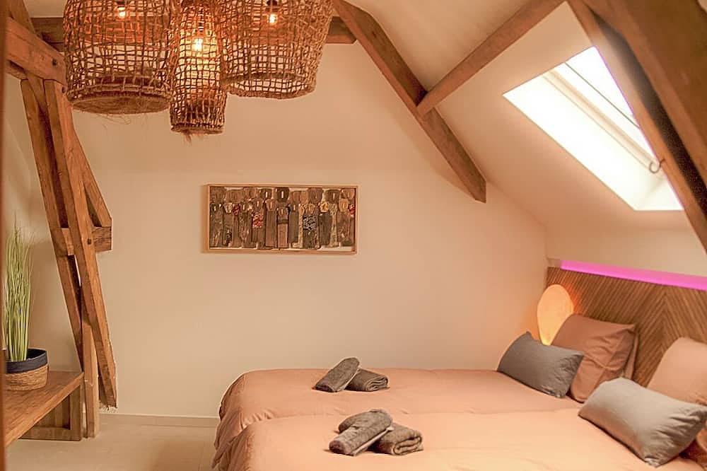 Geheel appartement, 2 bedroom apartment Charleroi Airport in Ransart, Charleroi