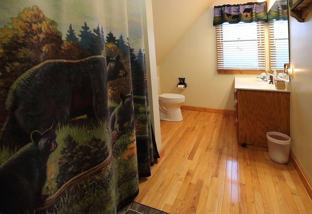 360° Views!  Smart cabin, Ev charger, Wears Valley. 3br 2ba, hot tub. X-mas open in Wears Valley, Sevier County
