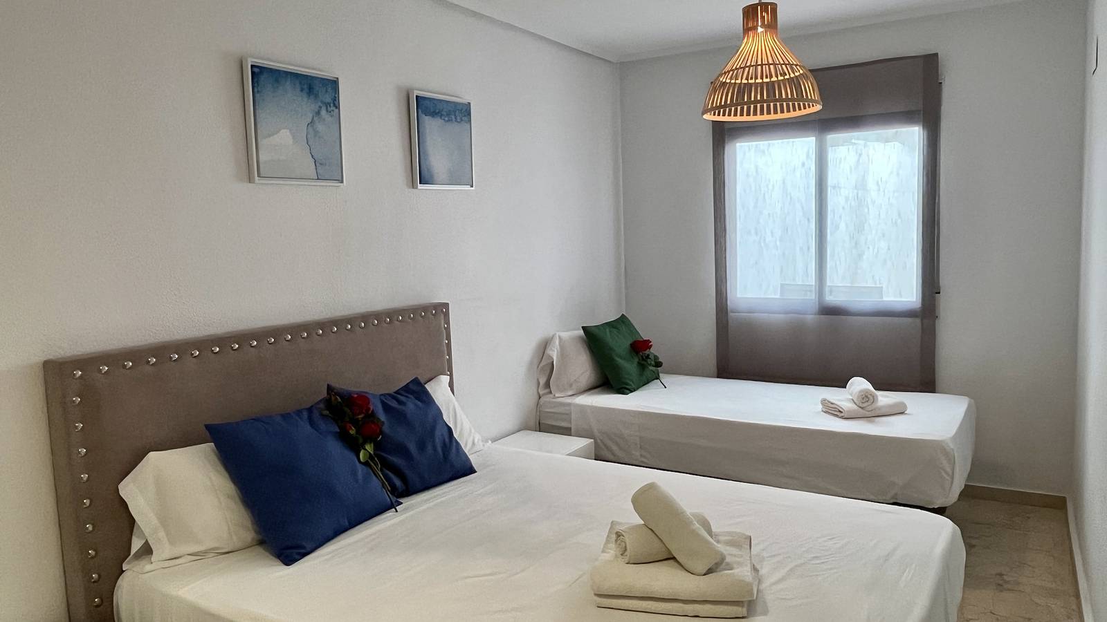 Entire apartment, Blue Suites 10B by Gloove in El Barrio, Alicante