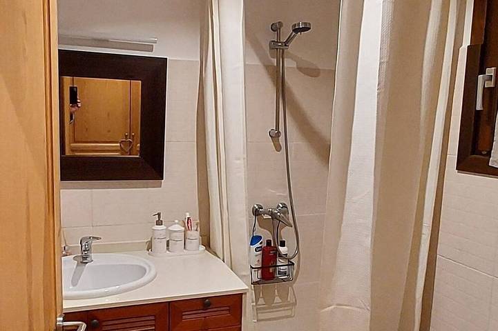 Gîte pour 4 personnes, avec balcon et jardin à Err - 4