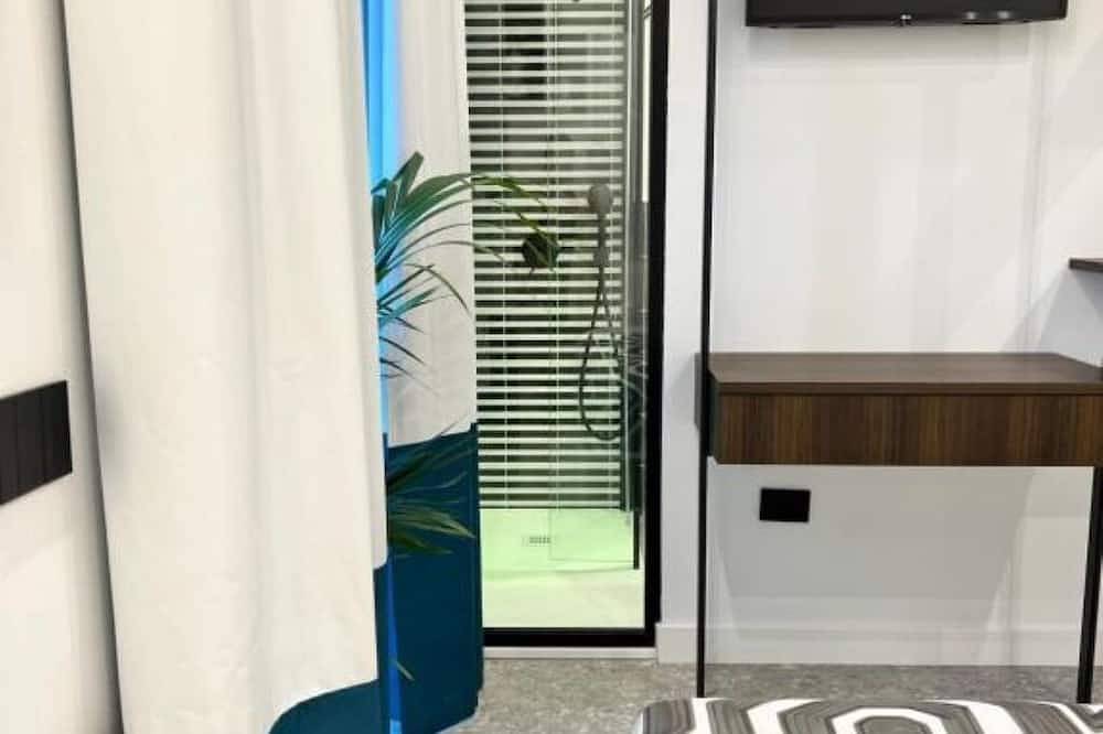 Ganze Wohnung, Mille912 relais: Deluxe Triple Room  in Piano di Sorrento, Sorrentinische Halbinsel